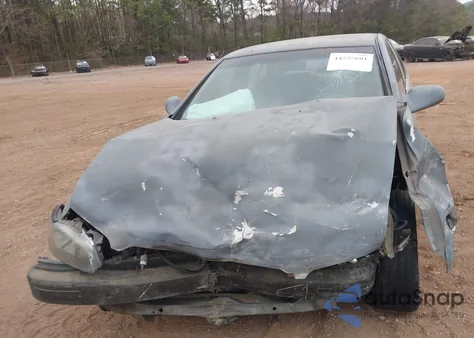 2000 Nissan Altima Gle/Gxe/Se/Xe z USA, uszkodzony, nr VIN 1N4DL01D2YC224073